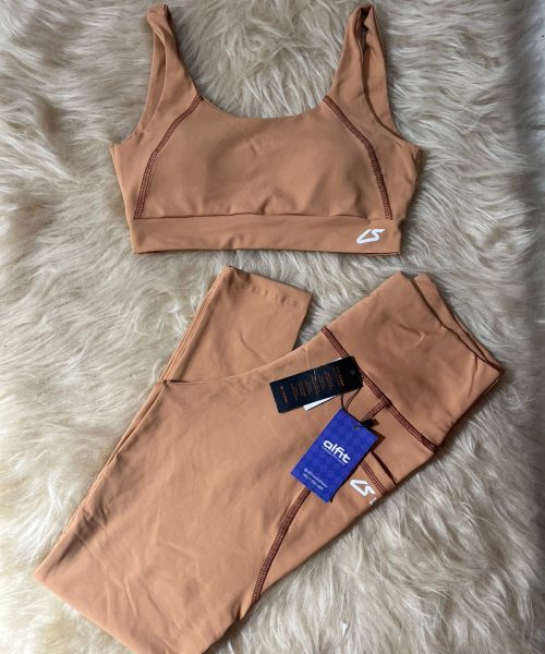 Conjunto Milena Bege