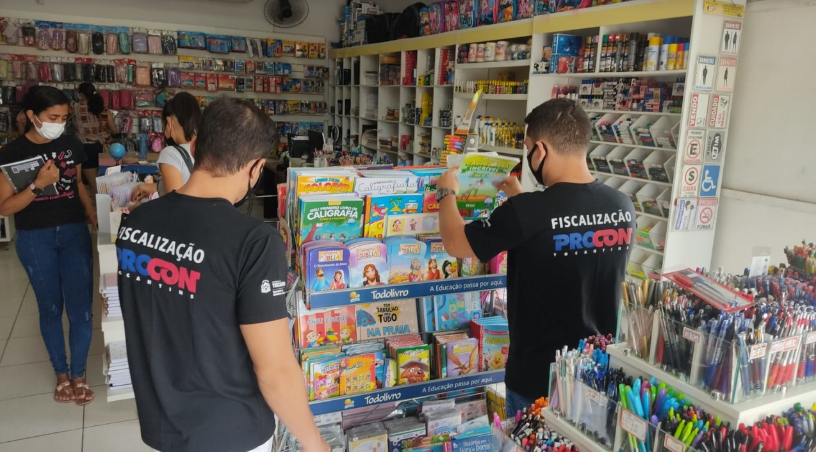 Procon encontra variação de 400% nos valores dos materiais escolares